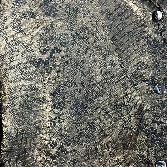 Chico’s | Sz 3 Black Gold Textured Reptile Print Long Sleeve Button Down Blouse - Picture 7 of 11